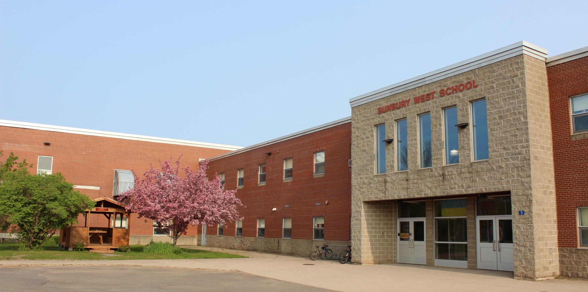 Sunbury West School.